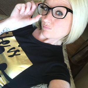 Meet your Posher, Brittney